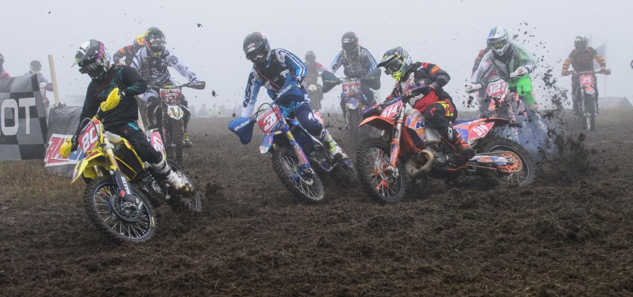 Photo Gallery: Mountain Ridge Afternoon Bikes