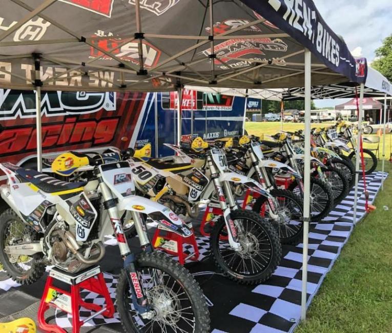Over 500 riders filled the rows at the Rattlesnake Enduro this past weekend. Rains on Saturday created a slippery course on Sunday.
