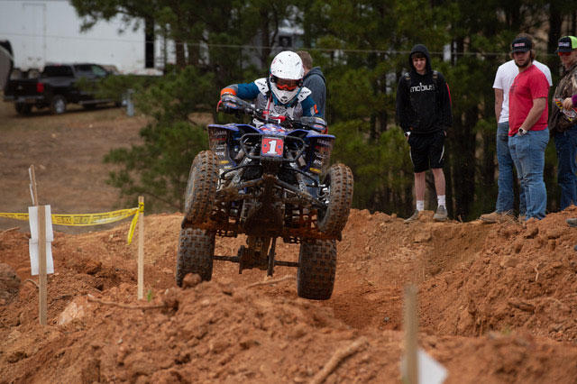 Walker’s finely-tuned machine worked perfect in the dry and dusty race conditions.
