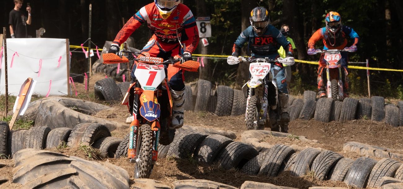 Photo Gallery: Black Sky Afternoon Bikes