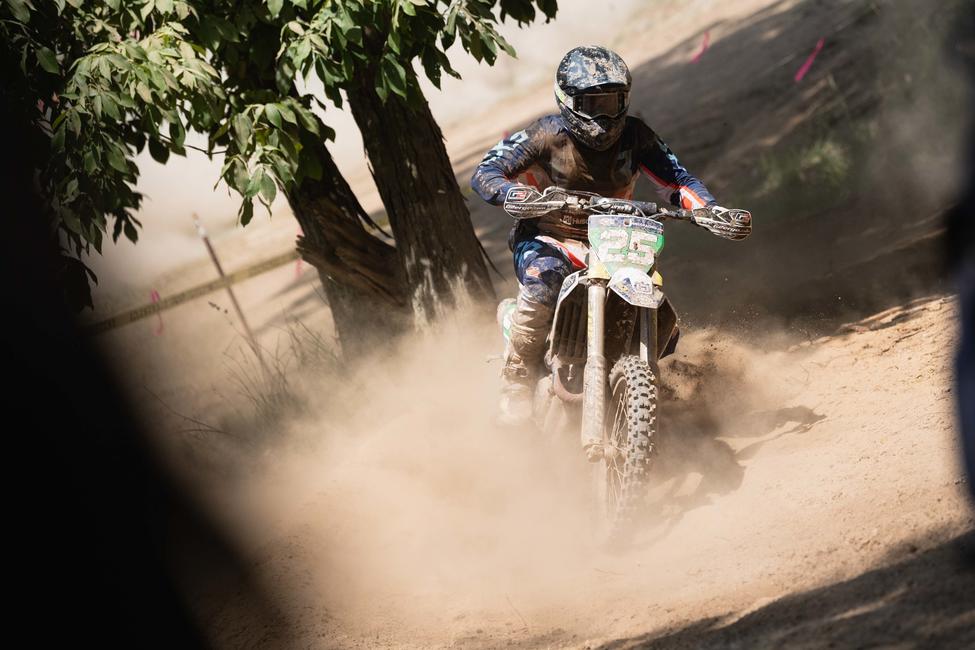 untitled_shoot-400-18