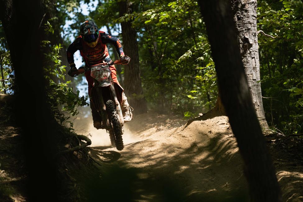 untitled_shoot-437-22