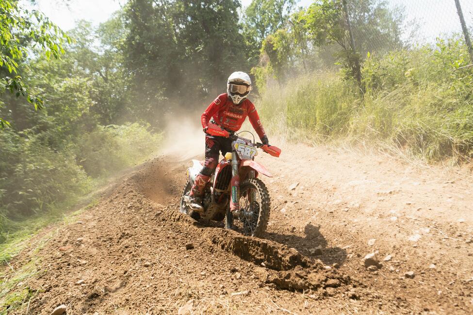 untitled_shoot-199-60