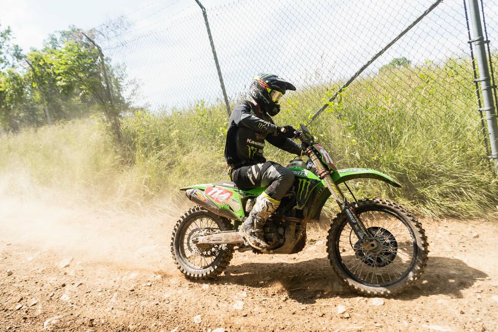 untitled_shoot-204-16-63