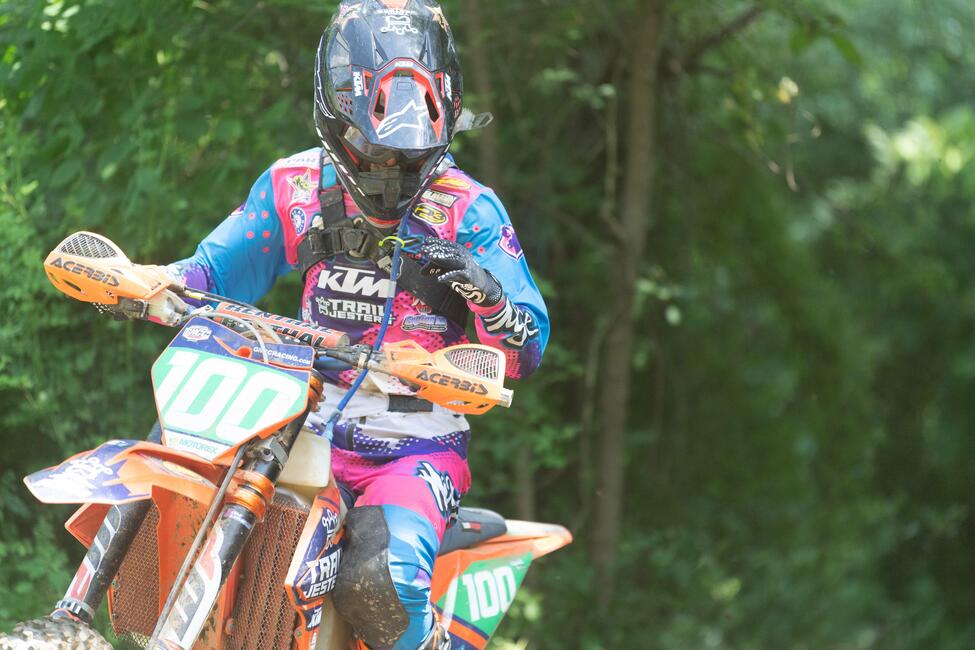 untitled_shoot-118-44