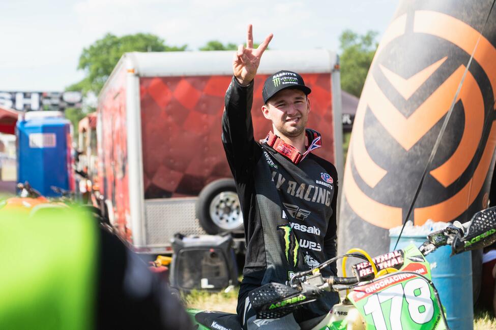 untitled_shoot-078-3-92