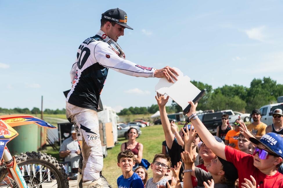 untitled_shoot-075-3-89