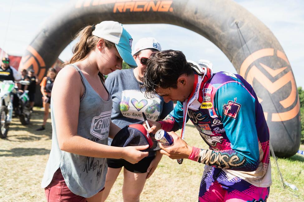 untitled_shoot-086-2-101