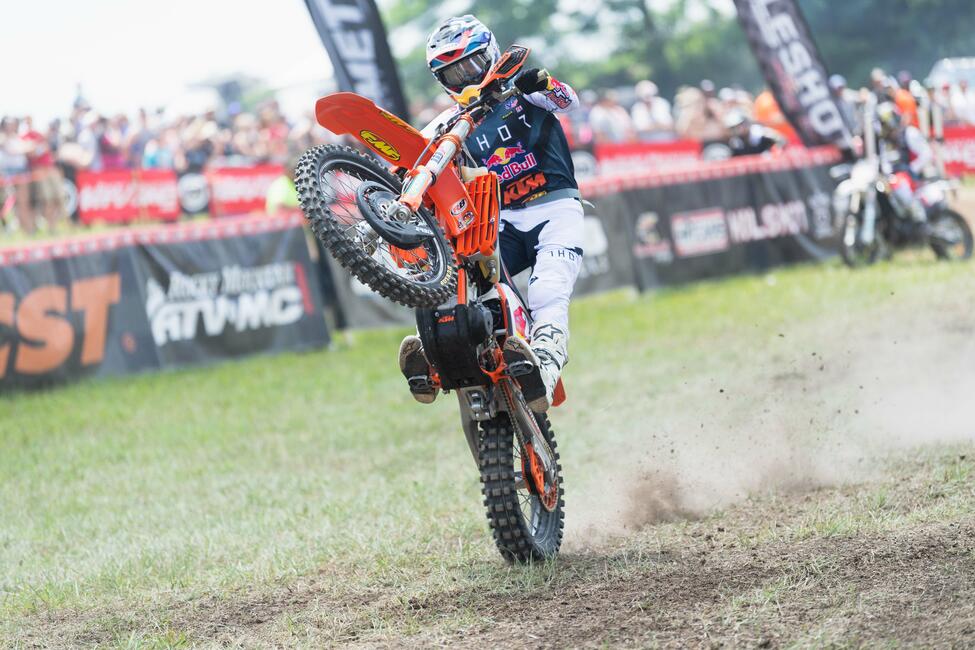 untitled_shoot-029-4-7-19