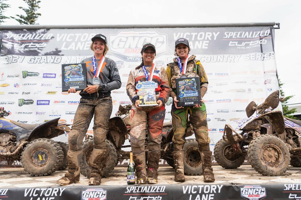 untitled_shoot-012-3-8