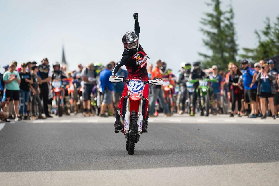 untitled_shoot-019-2-5