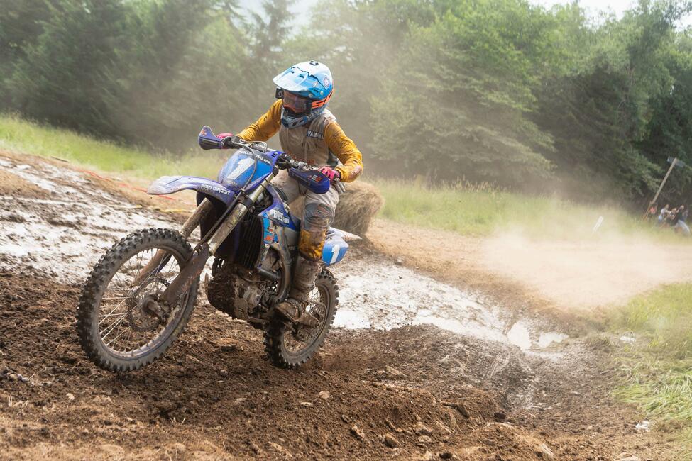 untitled_shoot-049-5-17