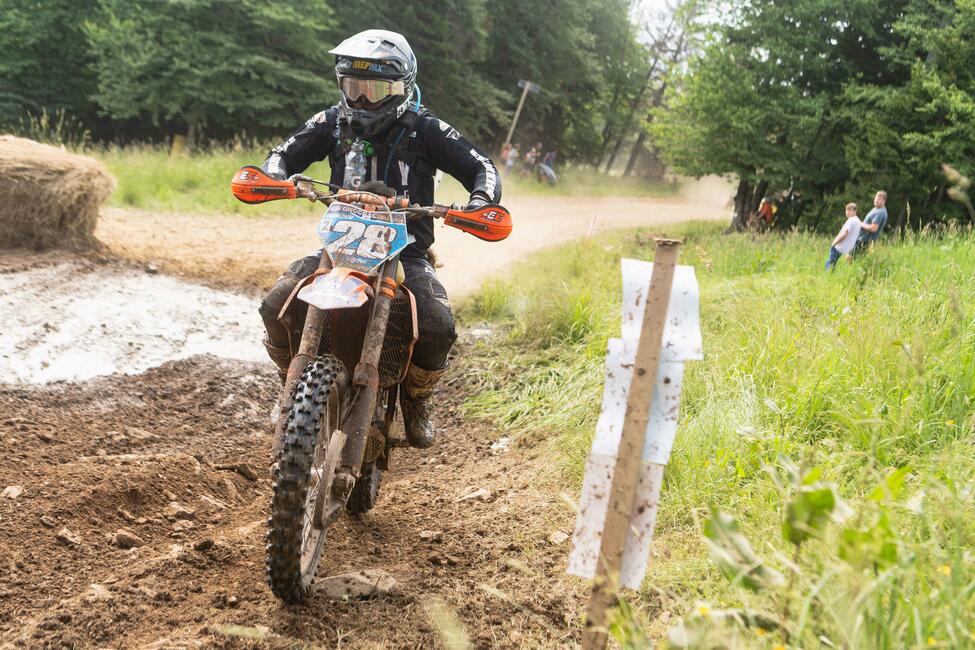 untitled_shoot-050-5-18