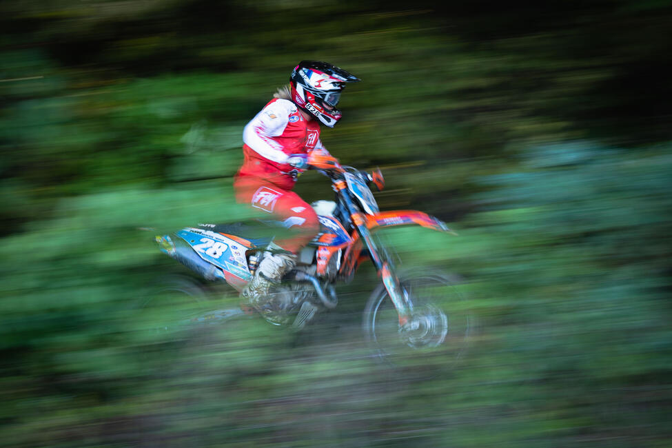 untitled_shoot-055-9-12