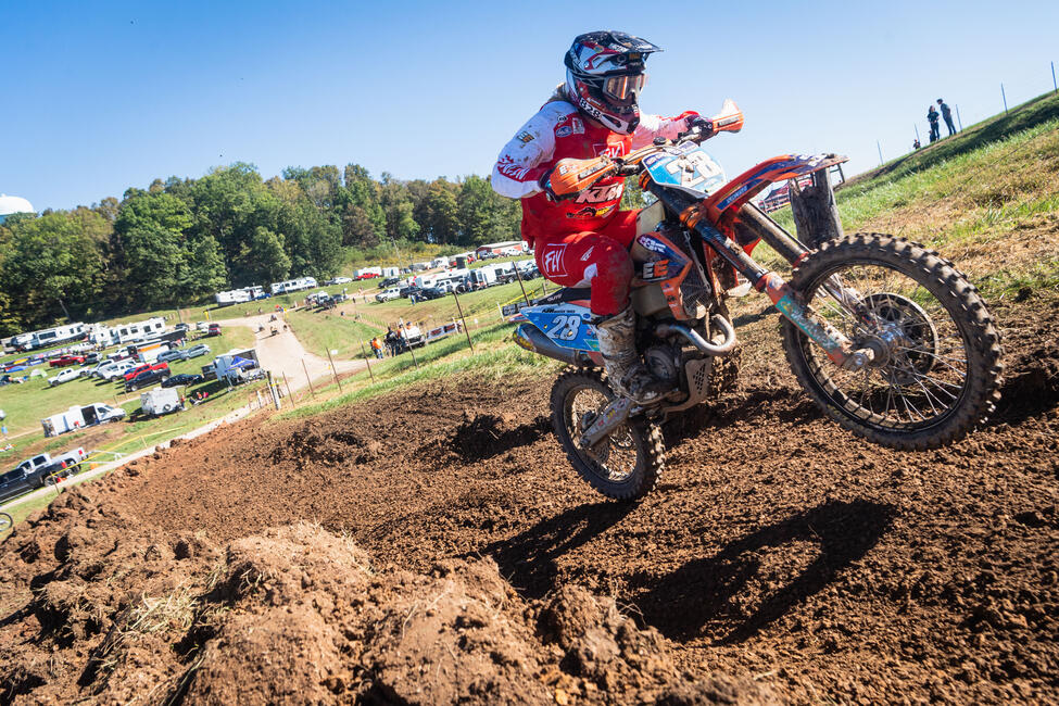 untitled_shoot-077-1-15-25