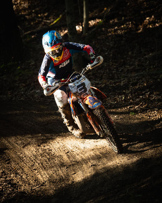 untitled_shoot-026-16