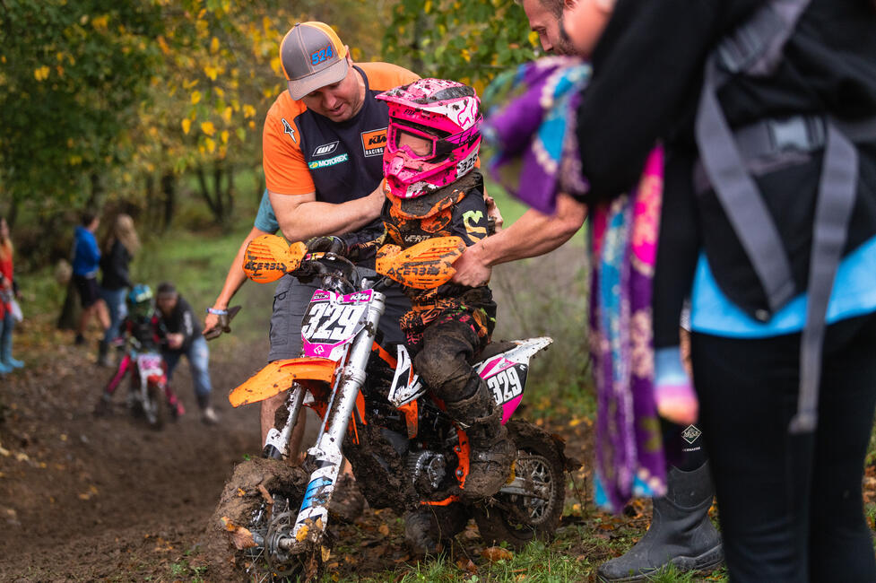 untitled_shoot-010-8