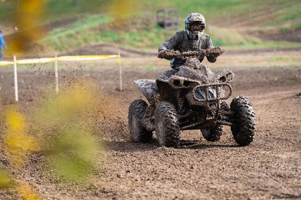 untitled_shoot-098-24