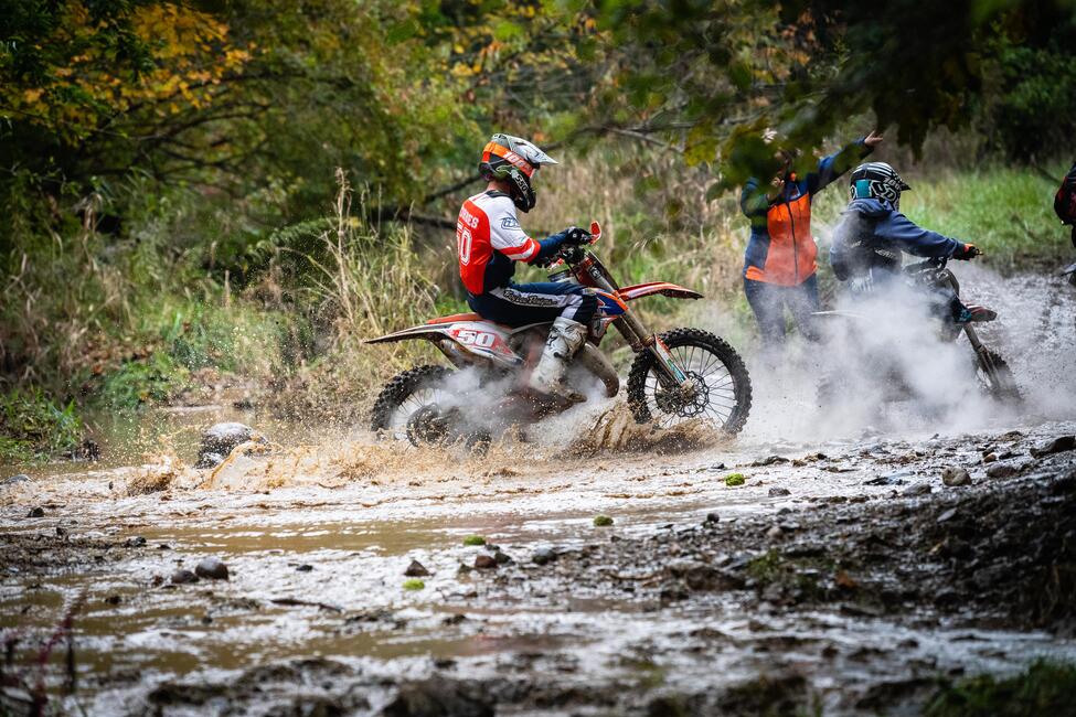 untitled_shoot-045-3-103