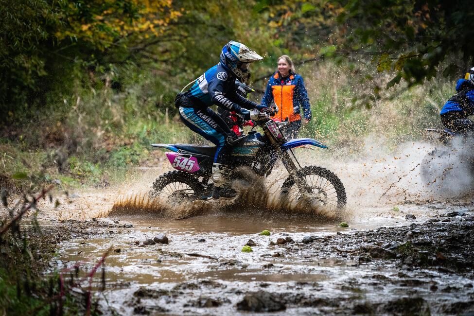 untitled_shoot-049-3-106