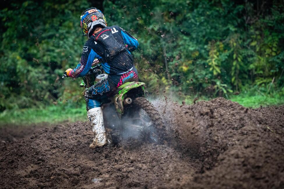 untitled_shoot-070-3-118