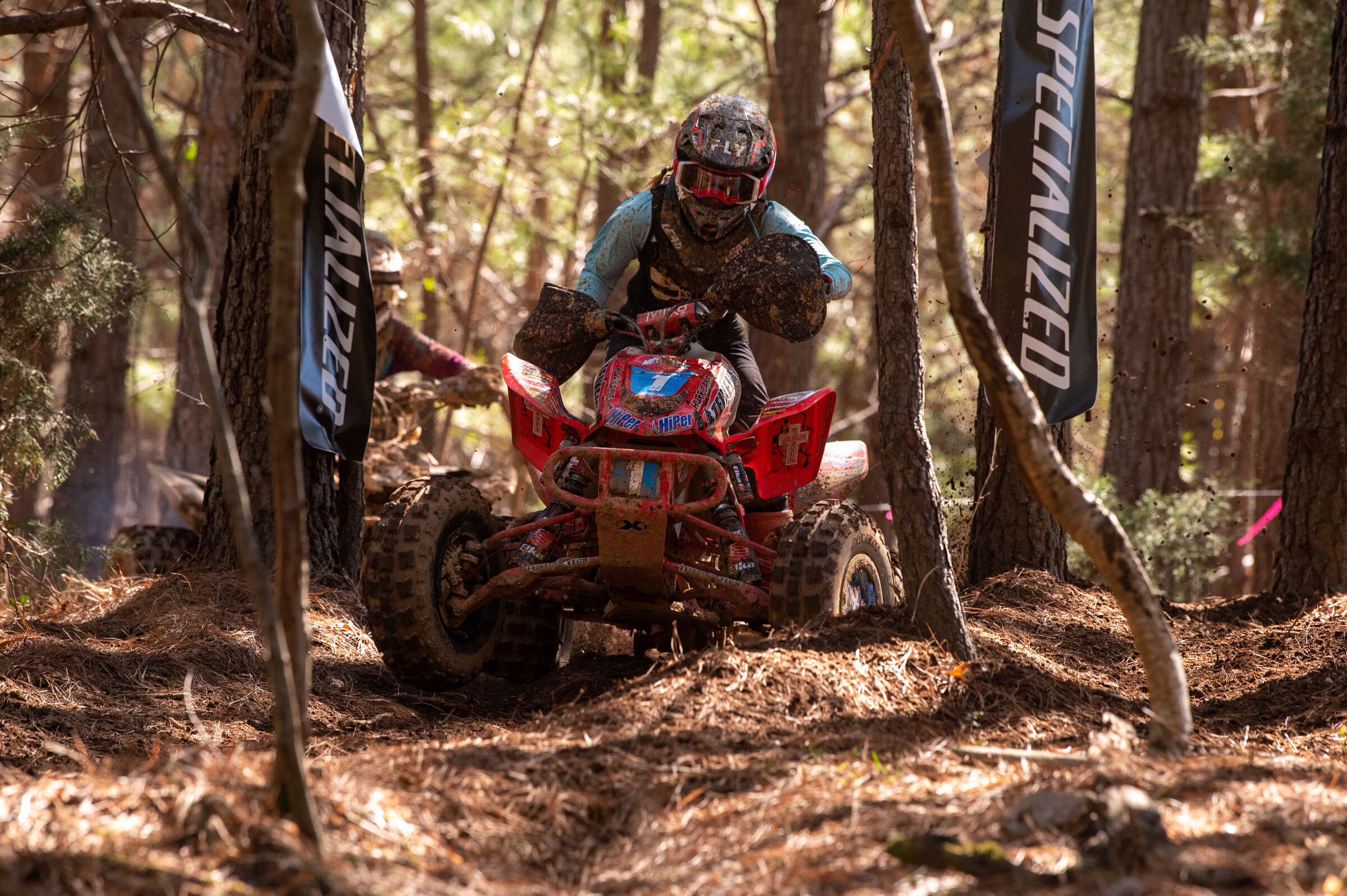 Hannah Hunter battled back to take the WXC class win.