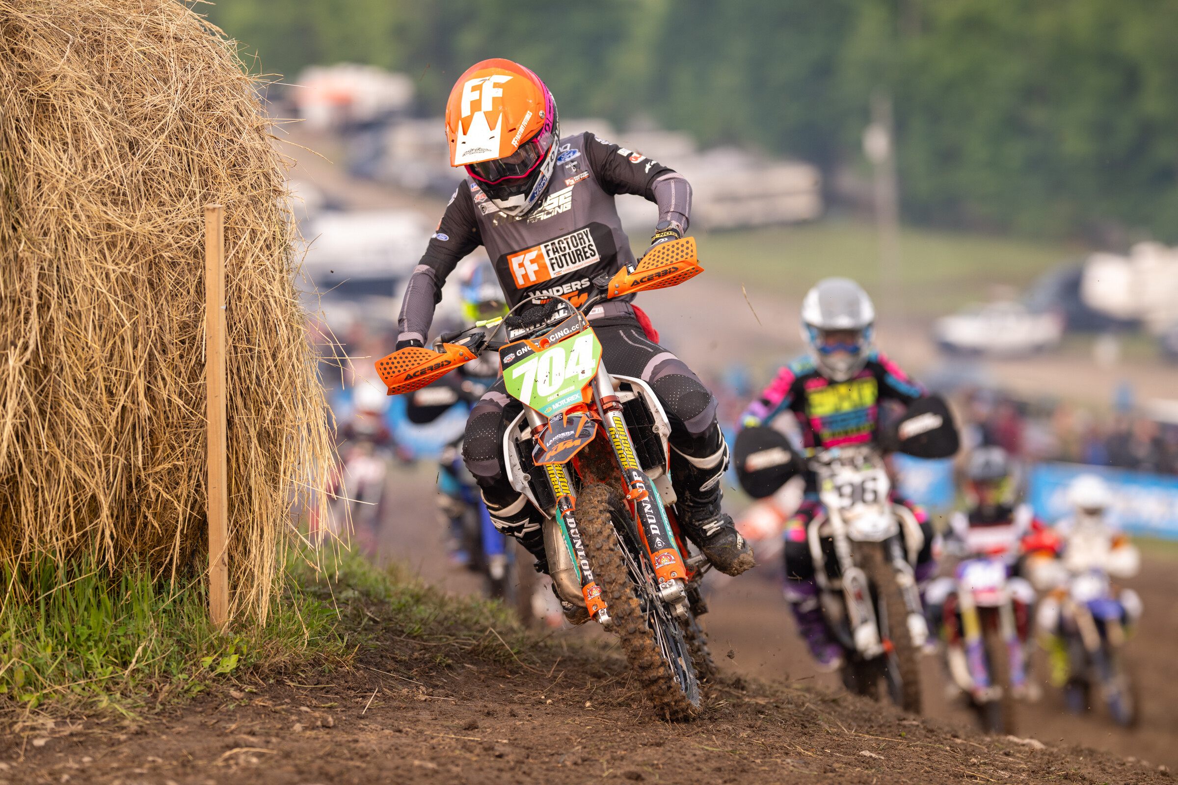 Mason-Dixon_SUN_Faint untitled-191