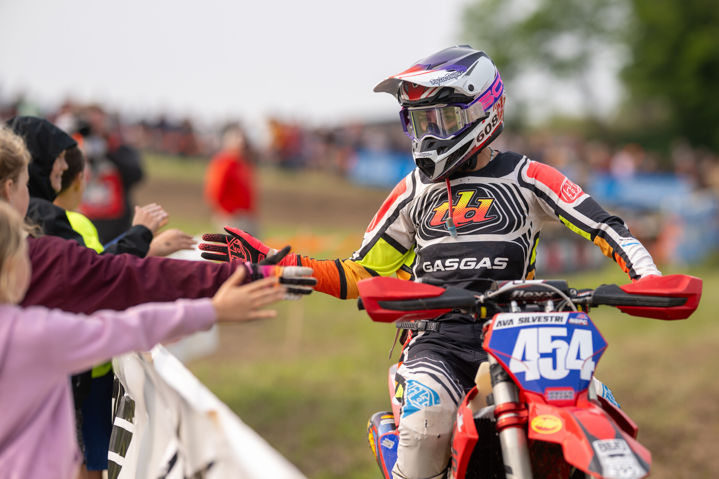 Mason-Dixon_SUN_Faint untitled-357