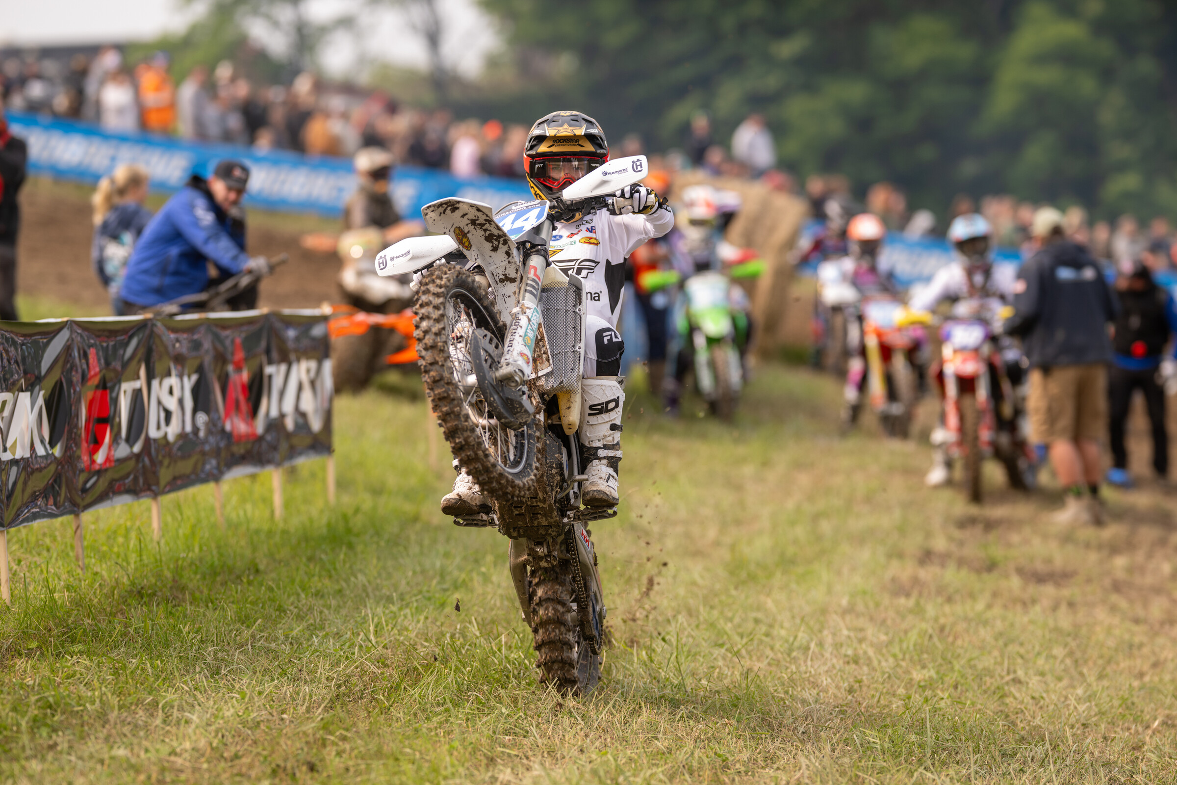 Mason-Dixon_SUN_Faint untitled-289