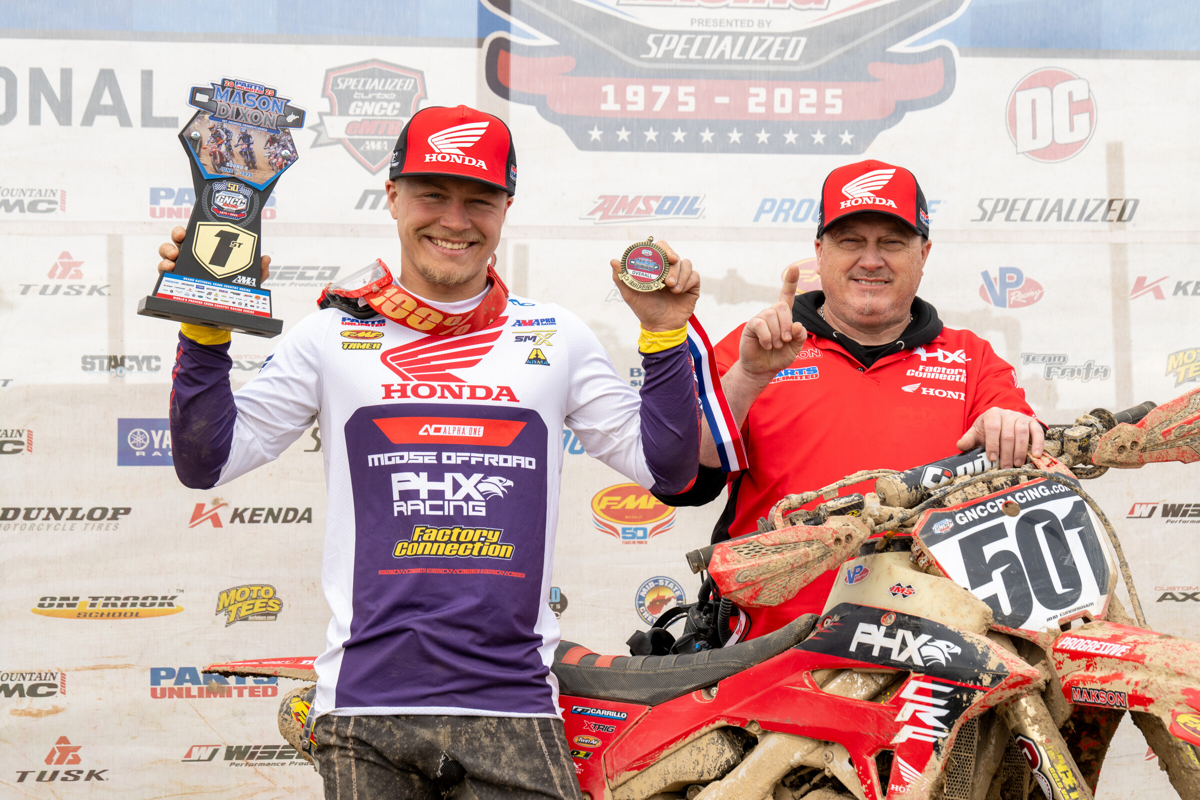 Mason-Dixon_SUN_Faint untitled-628