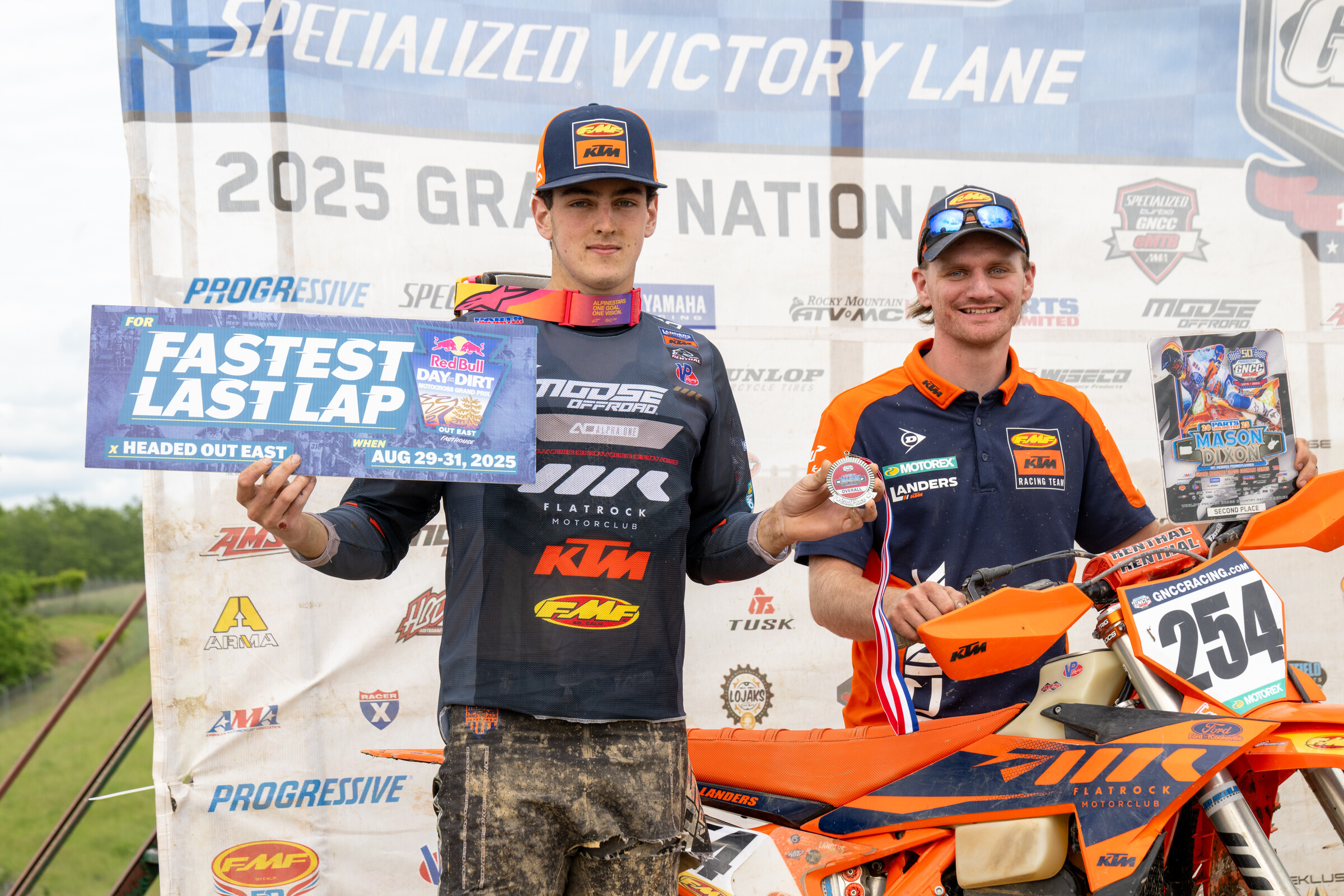 Mason-Dixon_SUN_Faint untitled-862