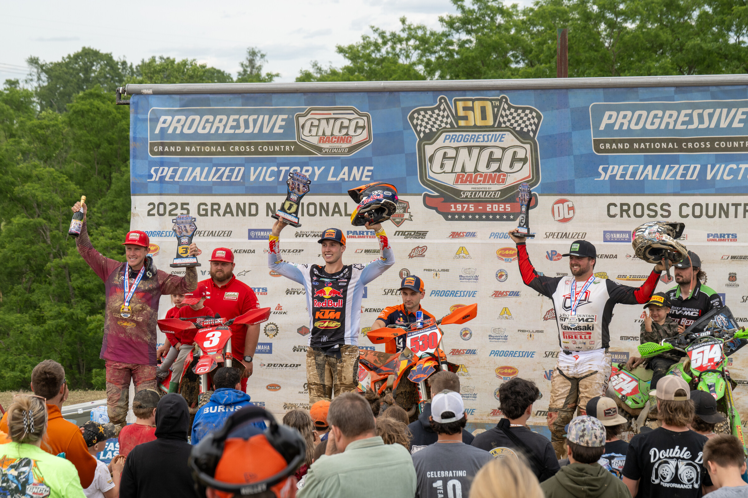 Mason-Dixon_SUN_Faint untitled-700