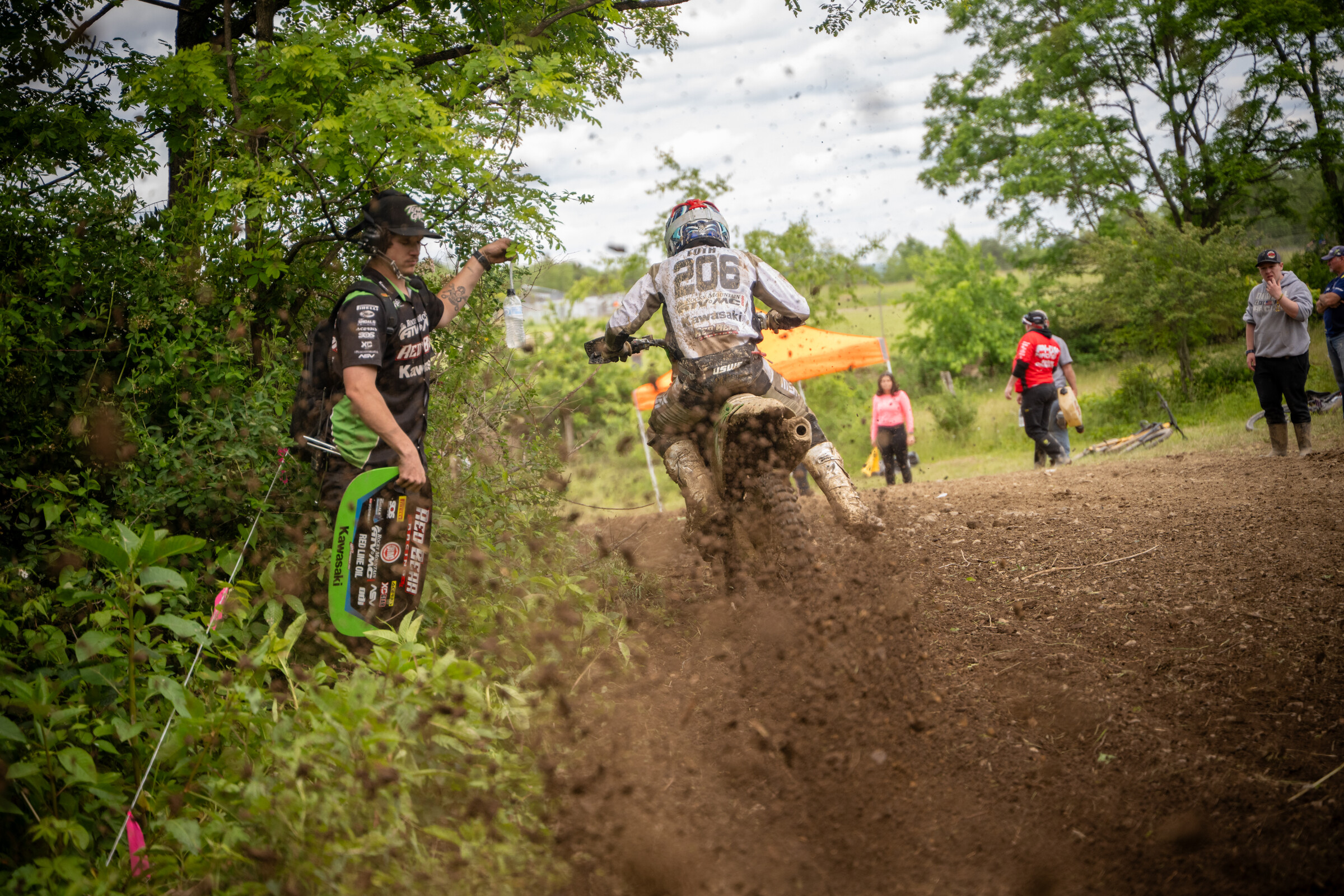 Mason-Dixon_SUN_Faint untitled-736