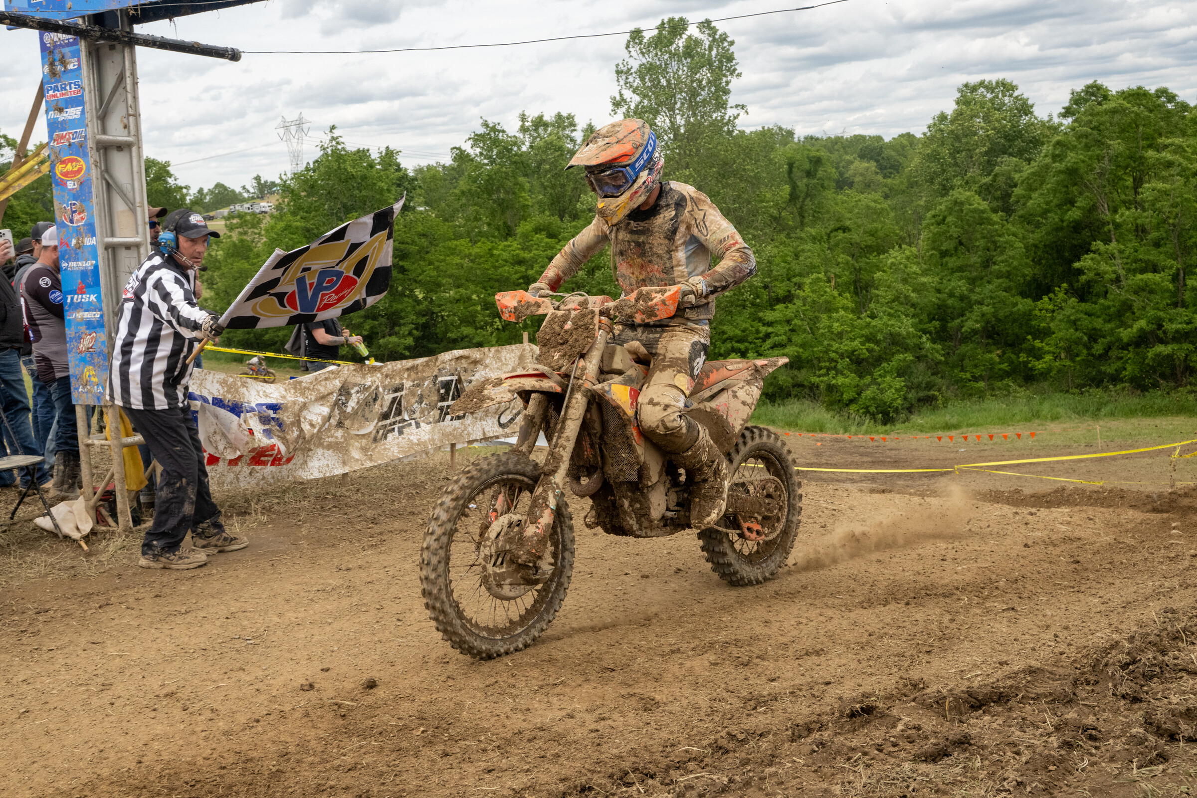 Mason-Dixon_SUN_Faint untitled-866