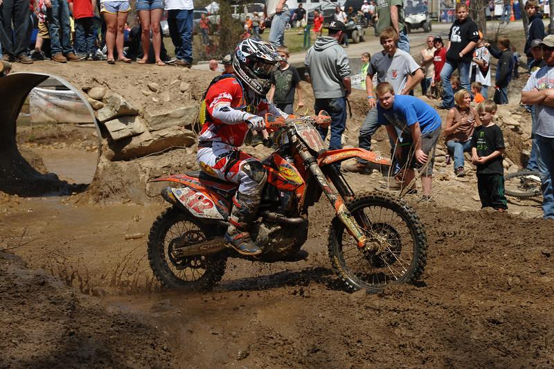 Mullins continues to wear the reverse number plate combo this weekend 