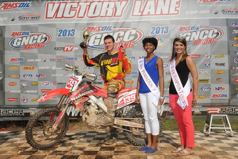 Trevor Bollinger with the Top Amateur Award 