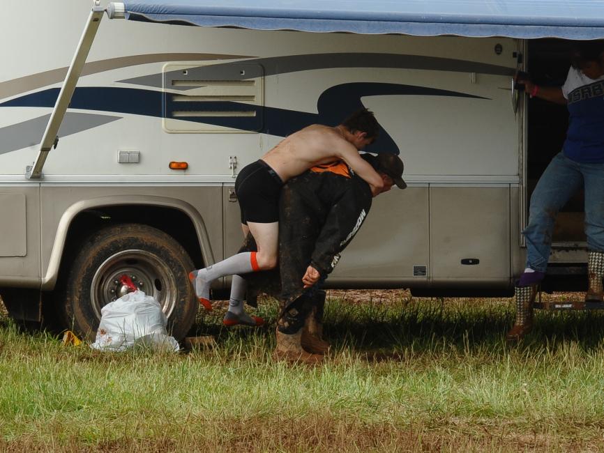 Now that's teamwork! 