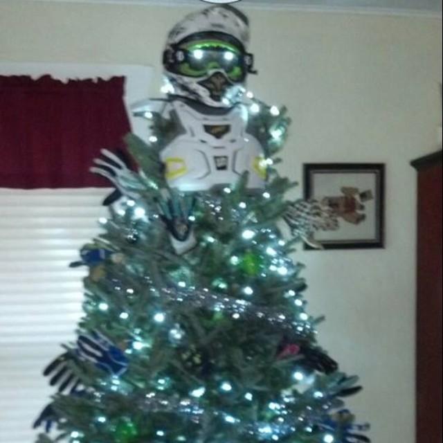 Amy Dickerson & family won Day 5 of #gnccxmas 