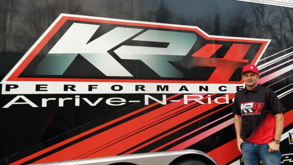 -Photo: provided by KR4