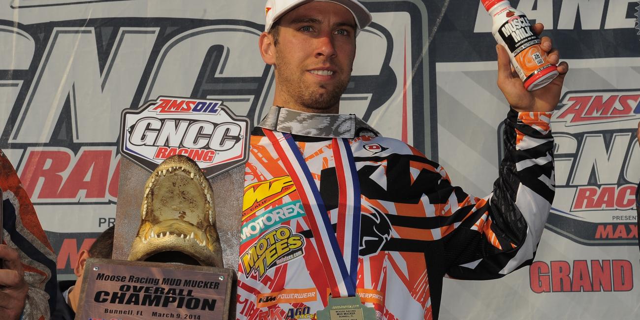 Mullins Leads the Field into Round 2