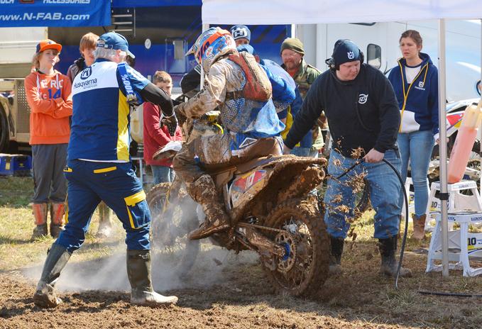 DeLong's pit not only included fuel but also a quick wash to help remove the mud