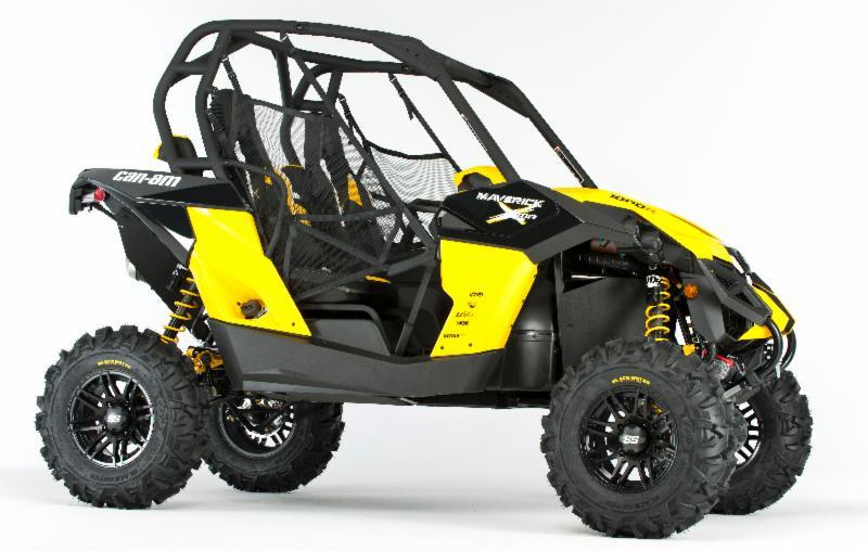Can-Am Maverick 1000R X rs outfitted with ITP Black Water Evolution tires on the new ITP SS316 Black Ops wheels (matte black finish)
