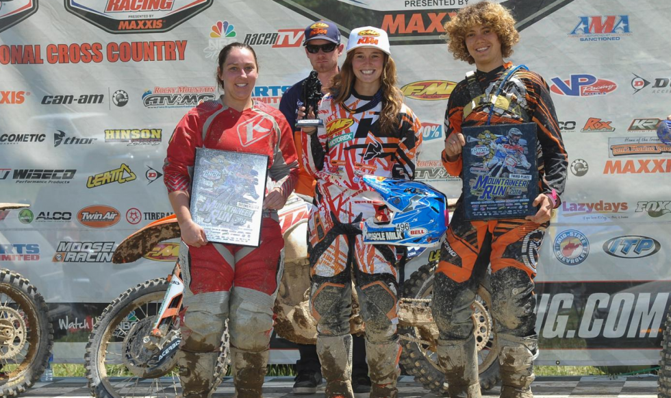 Sarah Baldwin would finish 3rd overall in the WXC class at Mountaineer Run in Masontown, West Virginia