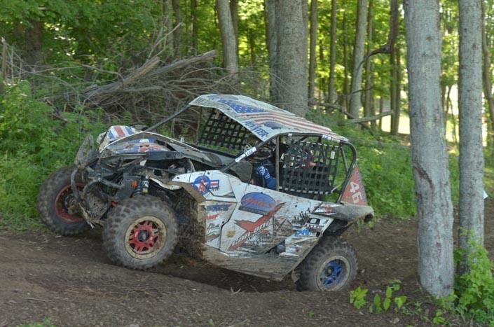 Maverick 1000R racer Treavis Poynter (Crash Addict/PARCS/Can-Am) joined Kyle Chaney on the XC1 Modified class podium in Ohio