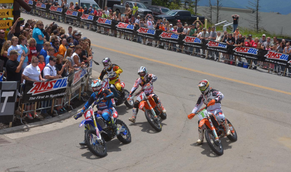 XC1 Riders Josh Strang, Kailub Russell and Jordan Ashburn along with XC2 defending champion Grant Baylor started on Row 1 at Snowshoe