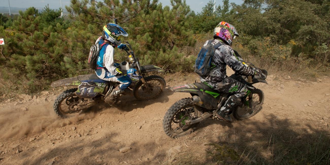 Photo Gallery: Mountain Ridge Morning Bikes