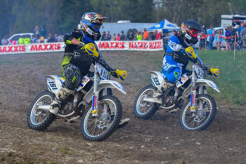 The Andrews brothers dicing it out in New York (left) Clayton and (right) Remington