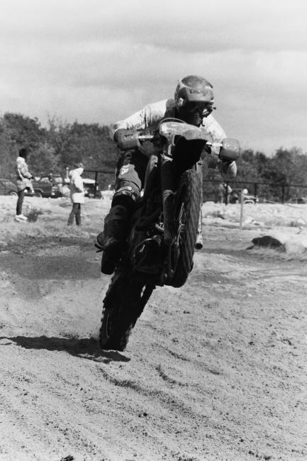 Check out Scott Summers ripping his way through the Big Bear 100 a few years before he became the man to beat.