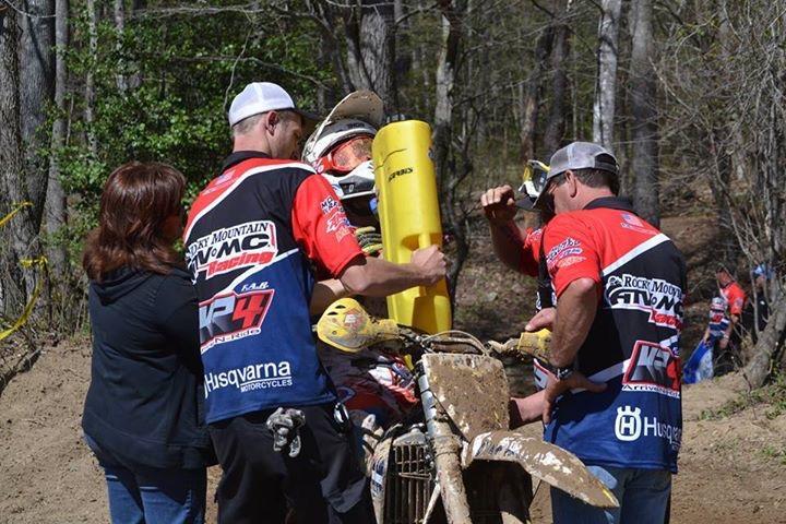 Aaron Evans, Eddie White and Brian Keegan performing one of over 20 pit stops per race!