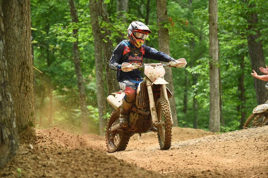 Russell put on a last lap charge, utlimately finishing the race two minutes ahead of second place.